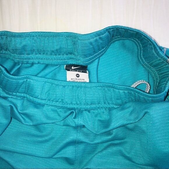 Nike boys athletic shorts size M - Picture 4 of 4